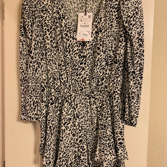 Dress - Picture 2 of 3